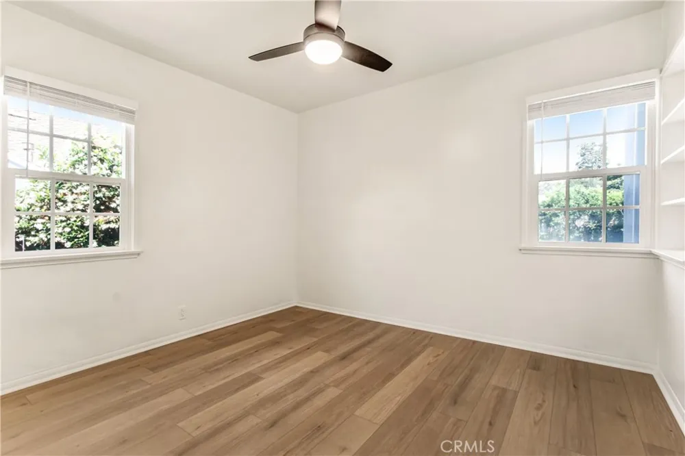 351 W Elm Street Burbank, CA 91506