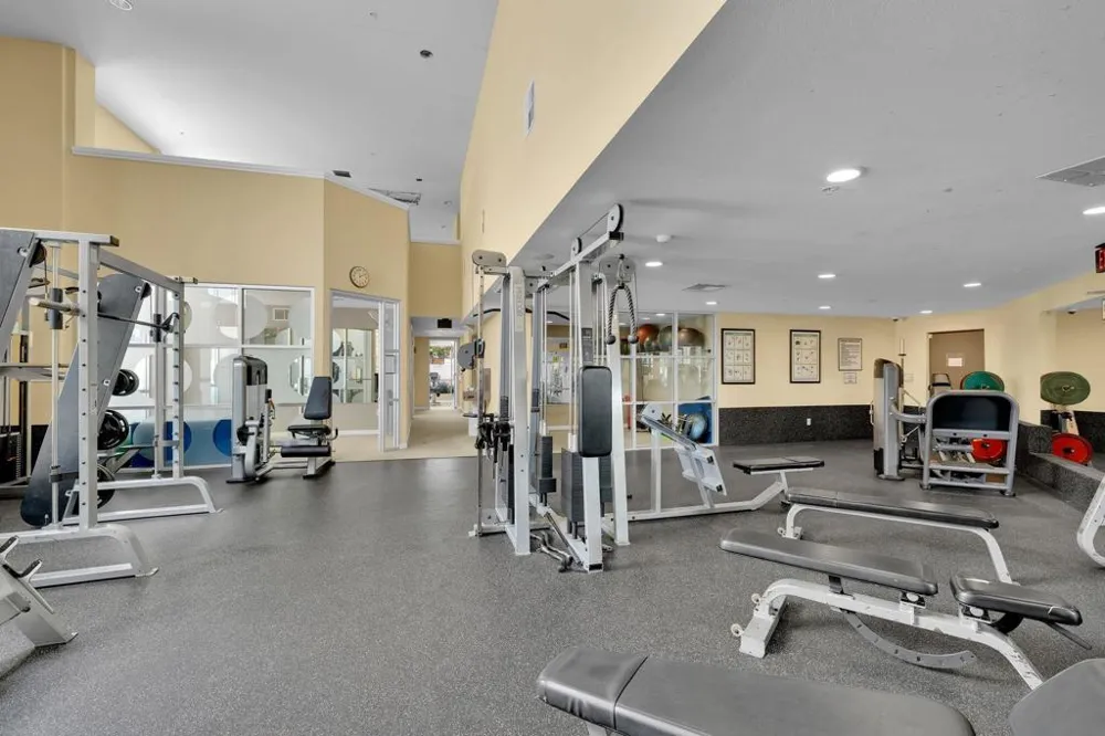 1501 Front #527 San Diego, CA 92101