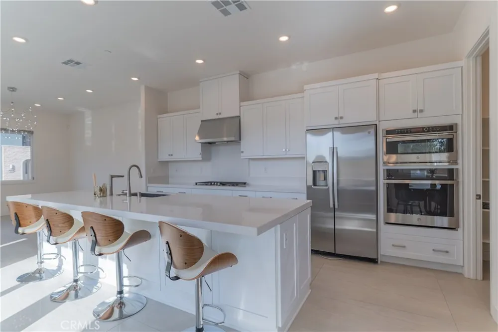 301 Baluster Irvine, CA 92618