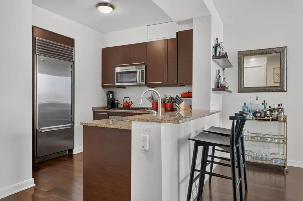425 1st Street #3201 San Francisco, CA 94105