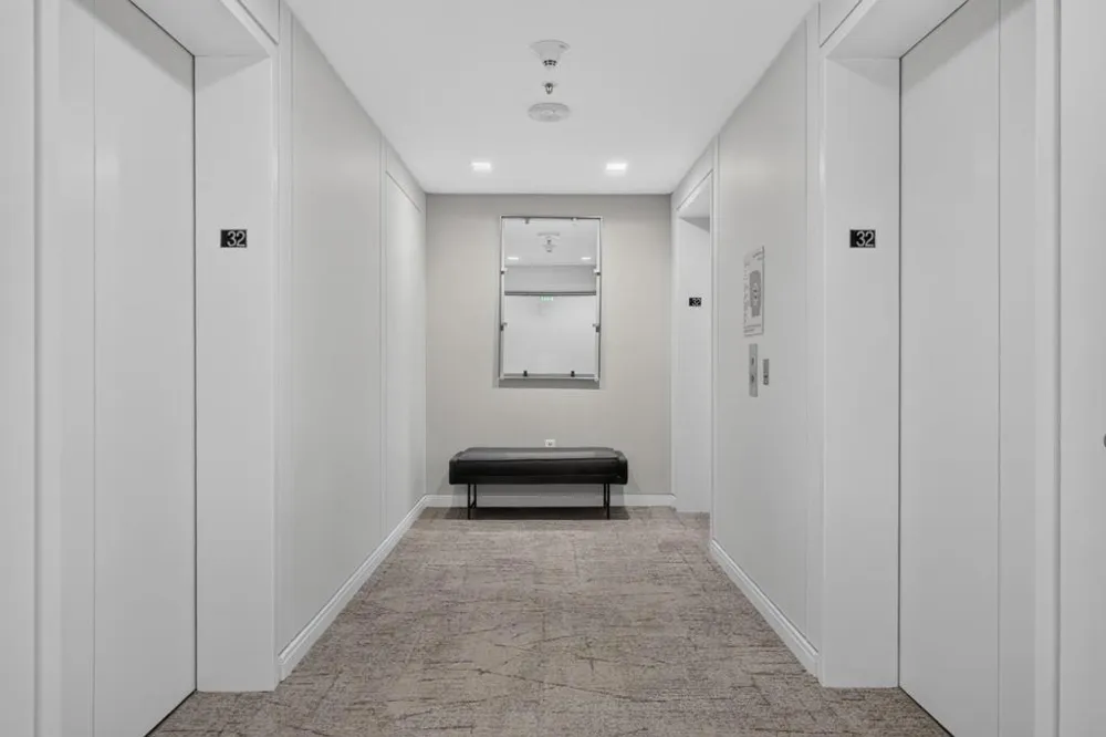 425 1st Street #3201 San Francisco, CA 94105