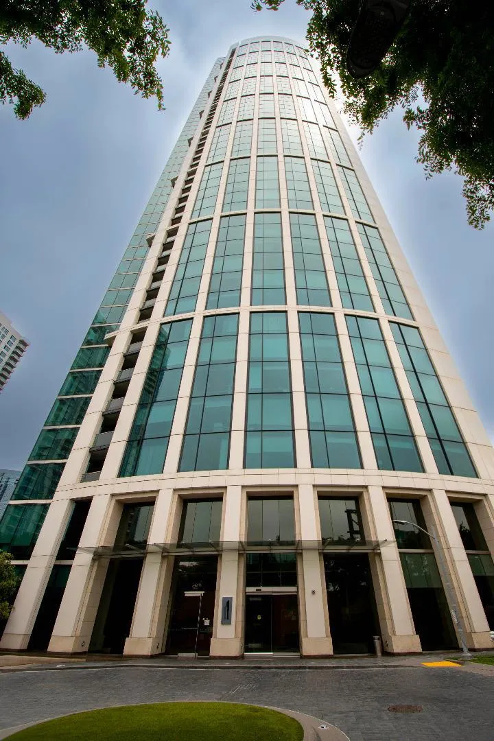 425 1st Street #3201 San Francisco, CA 94105