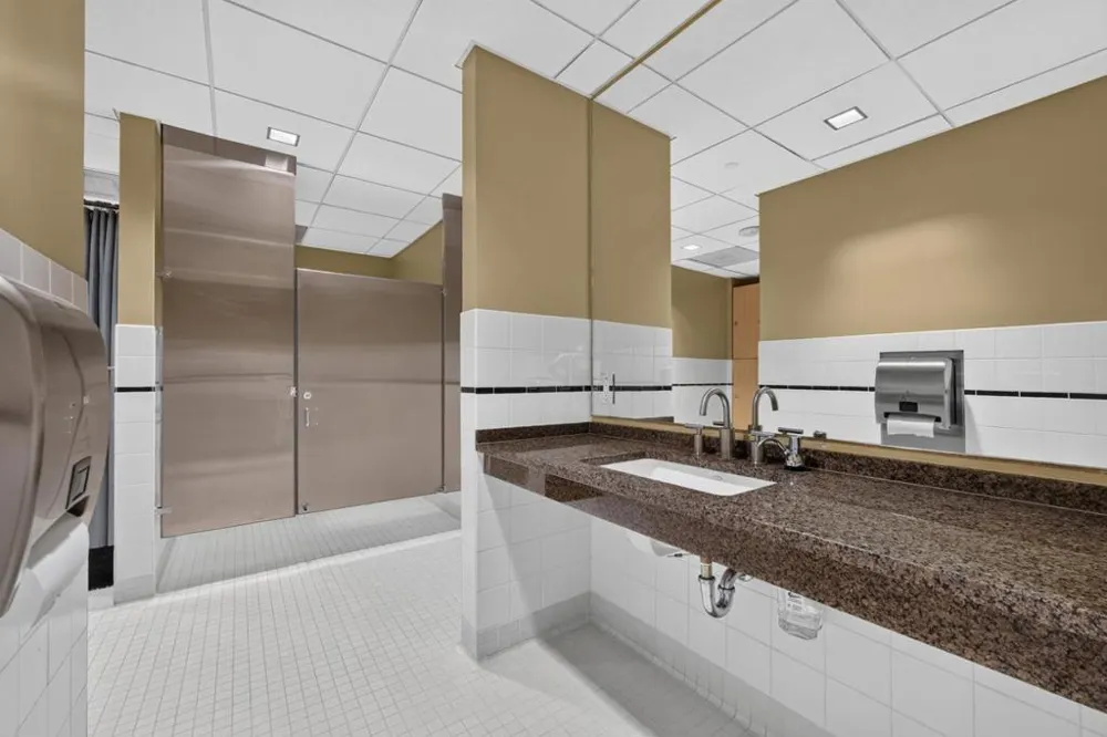 425 1st Street #3201 San Francisco, CA 94105