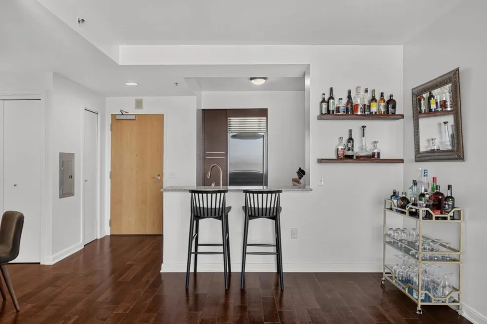 425 1st Street #3201 San Francisco, CA 94105