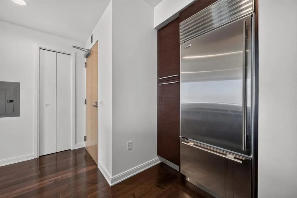 425 1st Street #3201 San Francisco, CA 94105