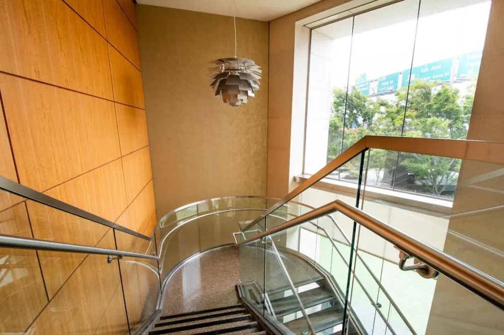 425 1st Street #3201 San Francisco, CA 94105