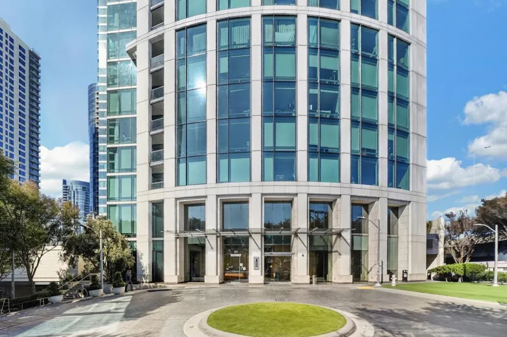 425 1st Street #3201 San Francisco, CA 94105