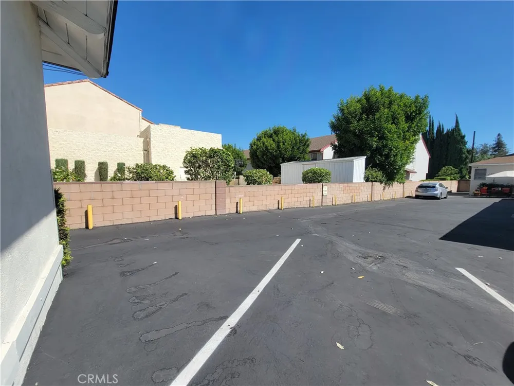 1116 W Duarte #B Arcadia, CA 91007