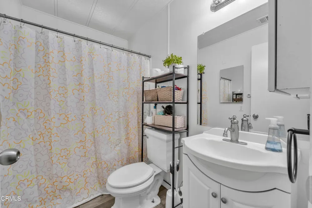 2184 Pavo Court #12 Thousand Oaks, CA 91362