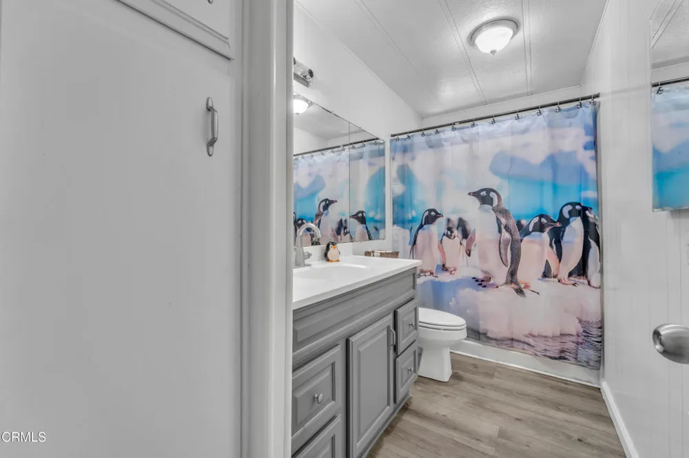 2184 Pavo Court #12 Thousand Oaks, CA 91362