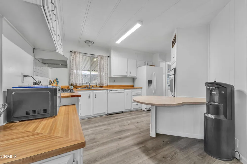 2184 Pavo Court #12 Thousand Oaks, CA 91362