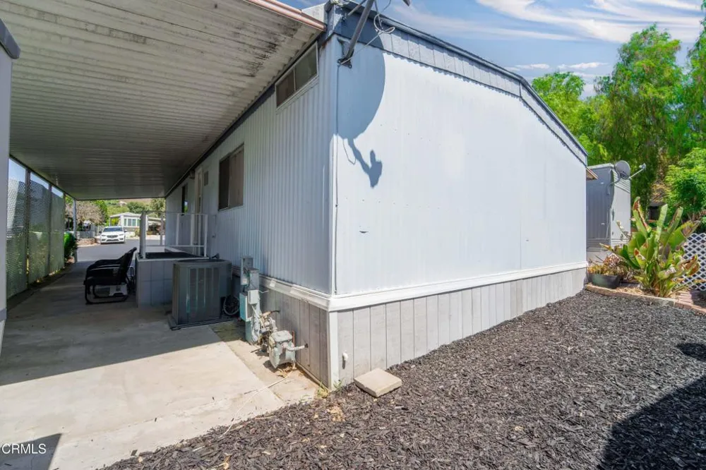 2184 Pavo Court #12 Thousand Oaks, CA 91362