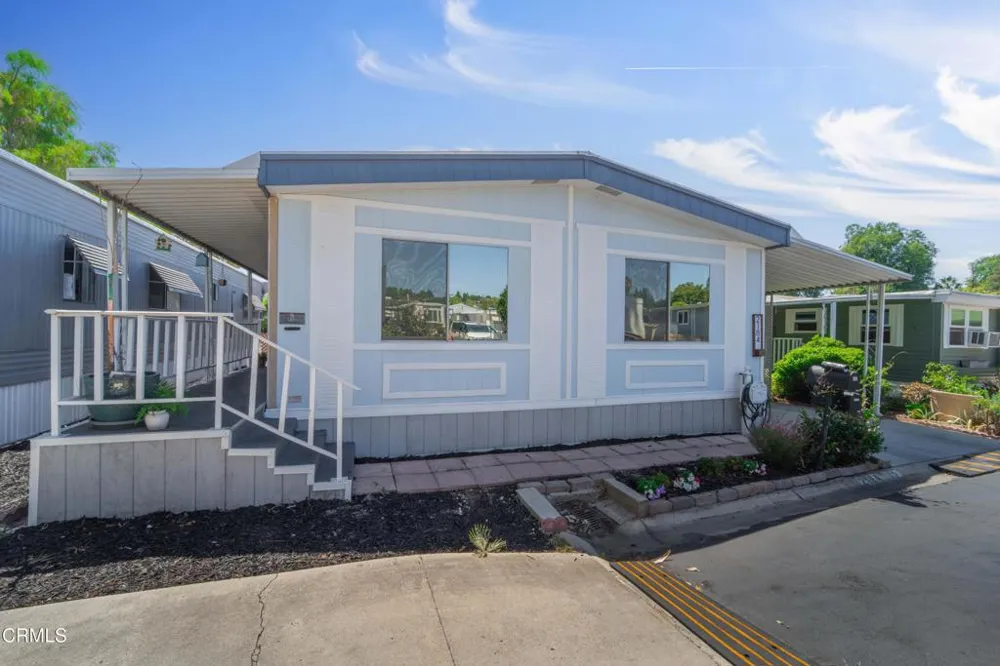 2184 Pavo Court #12 Thousand Oaks, CA 91362