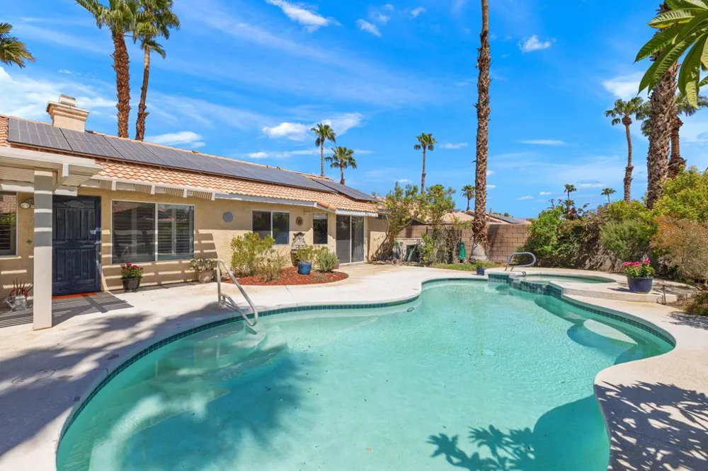 69857 Brookview Way Cathedral City, CA 92234