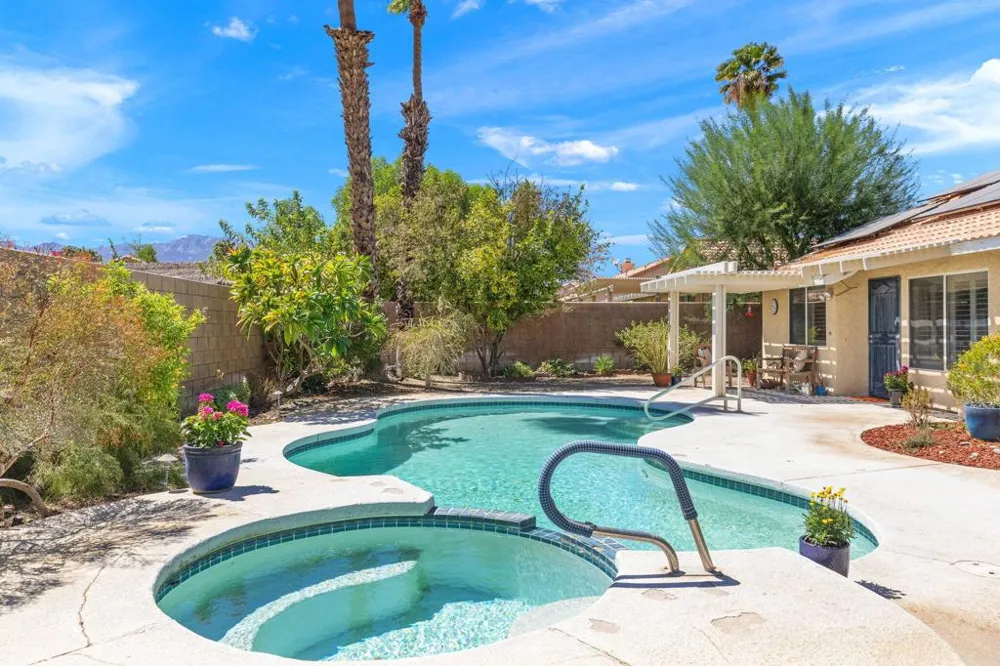 69857 Brookview Way Cathedral City, CA 92234