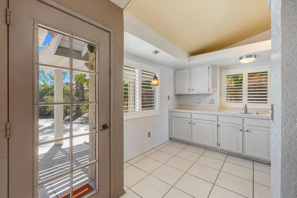 69857 Brookview Way Cathedral City, CA 92234