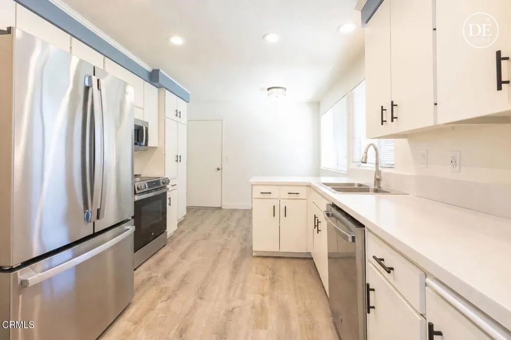 7213 Village 7 Camarillo, CA 93012