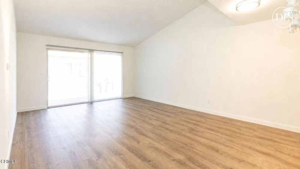 7213 Village 7 Camarillo, CA 93012
