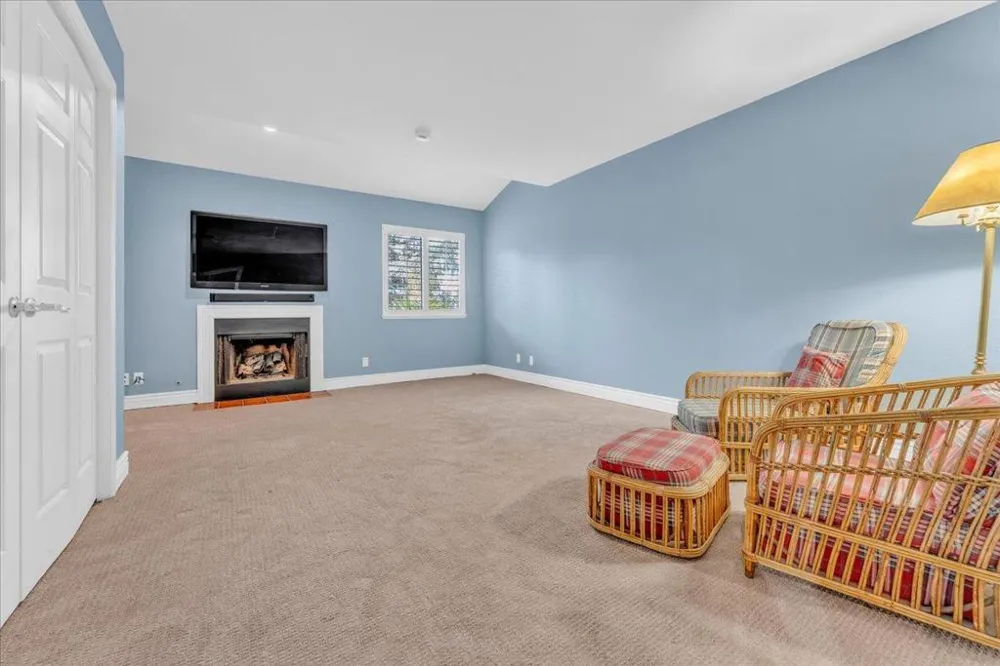 103 Hooke Lane Los Gatos, CA 95032