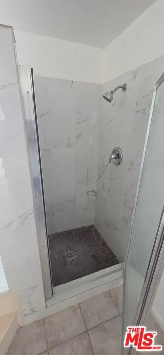 12023 Stone Gate Way Los Angeles, CA 91326