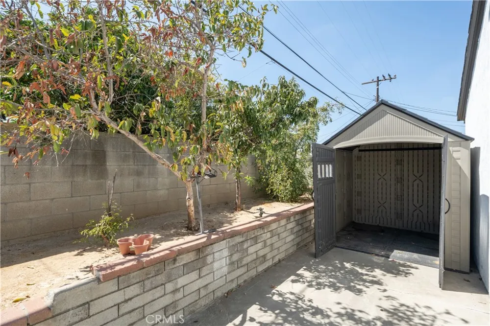 372 E Floral Monterey Park, CA 91755