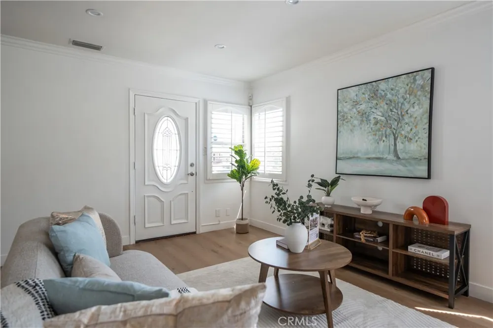 372 E Floral Monterey Park, CA 91755