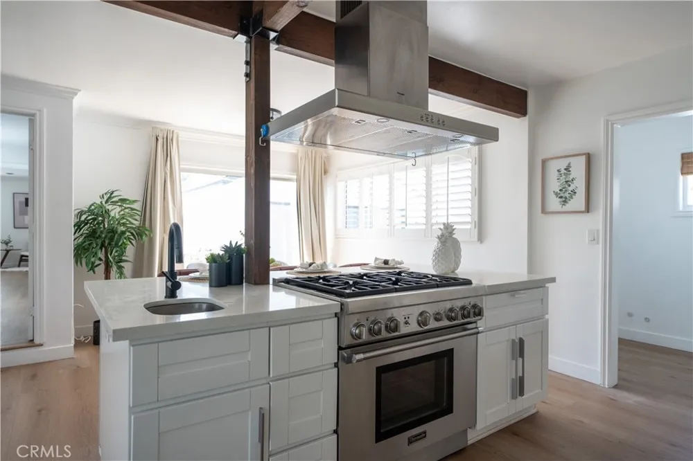 372 E Floral Monterey Park, CA 91755