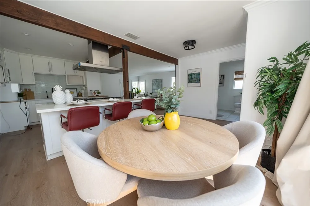 372 E Floral Monterey Park, CA 91755