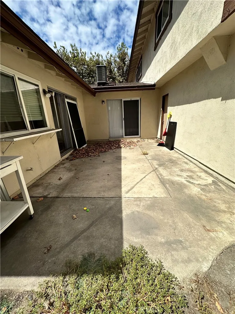 1158 W Philadelphia Street Ontario, CA 91762