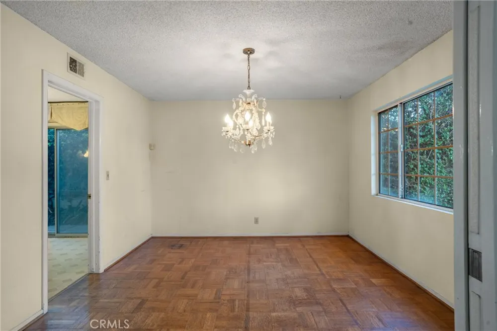 3141 E Palmyra Avenue Orange, CA 92869