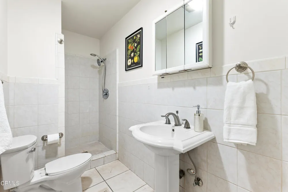 630 E Orange Grove Avenue #A Burbank, CA 91501