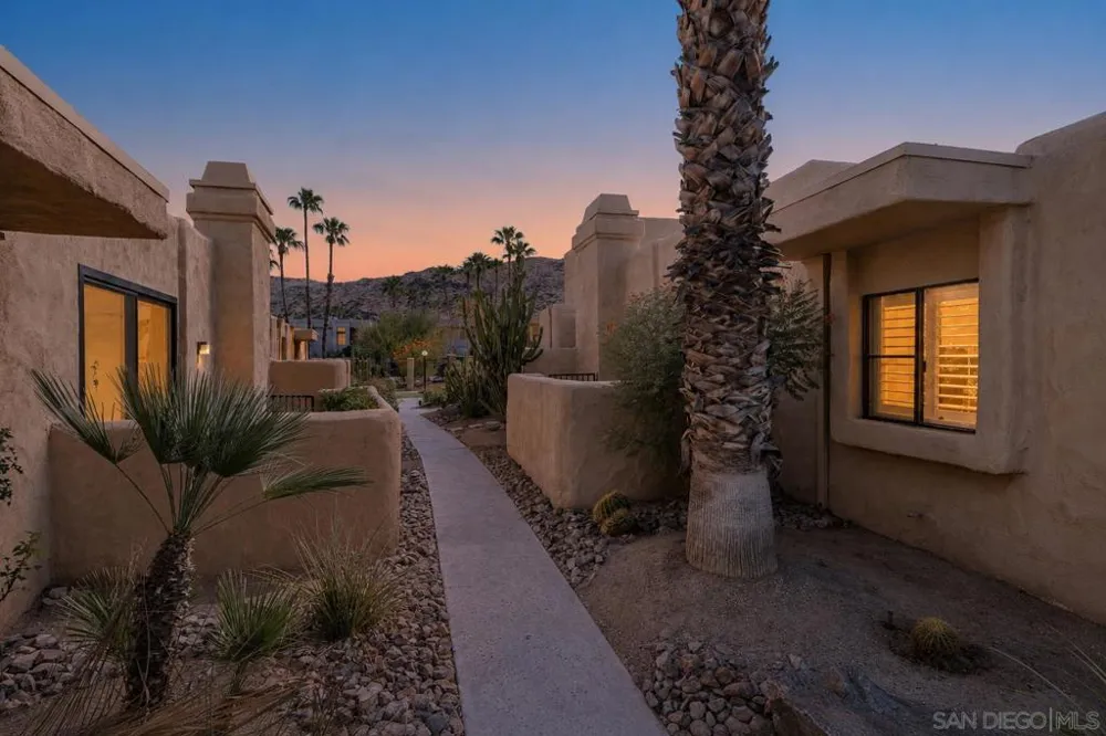 4837 S Winners Circle #A Palm Springs, CA 92264