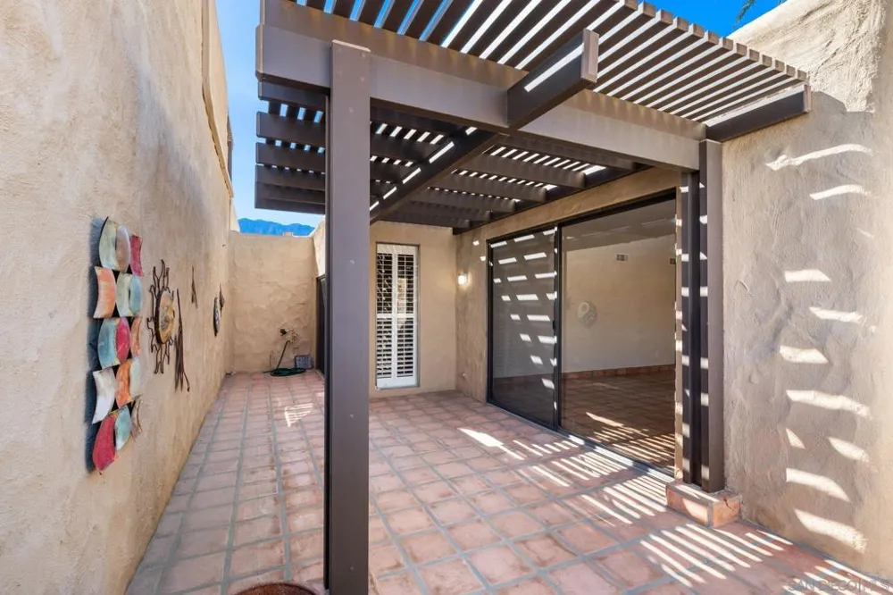 4837 S Winners Circle #A Palm Springs, CA 92264