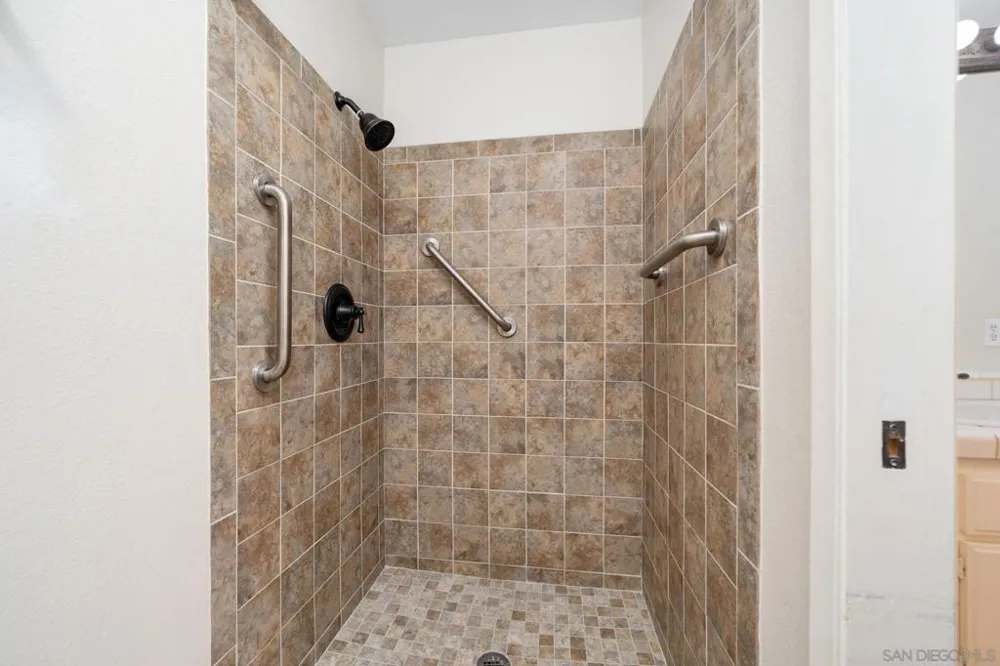 4837 S Winners Circle #A Palm Springs, CA 92264