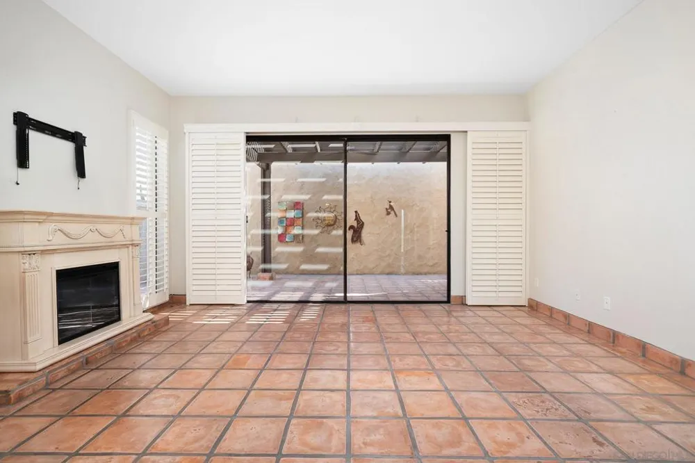 4837 S Winners Circle #A Palm Springs, CA 92264