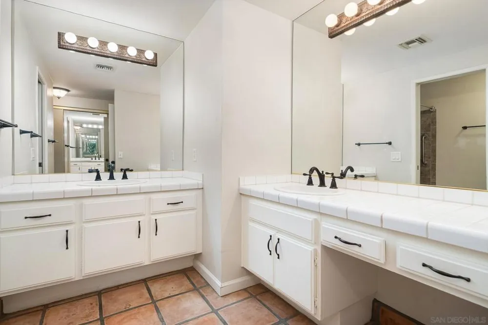 4837 S Winners Circle #A Palm Springs, CA 92264