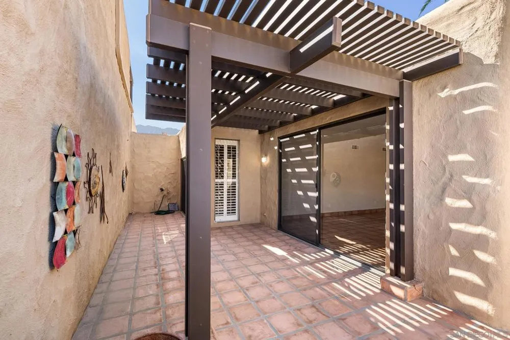 4837 S Winners Circle #A Palm Springs, CA 92264