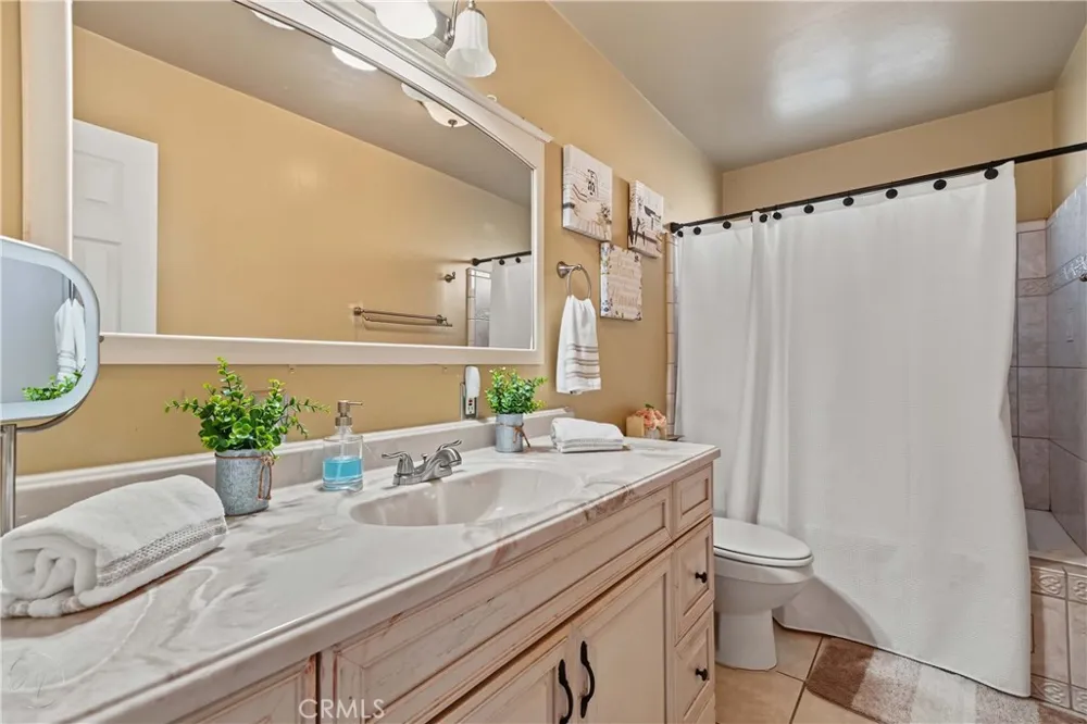 3608 Jean Bakersfield, CA 93306