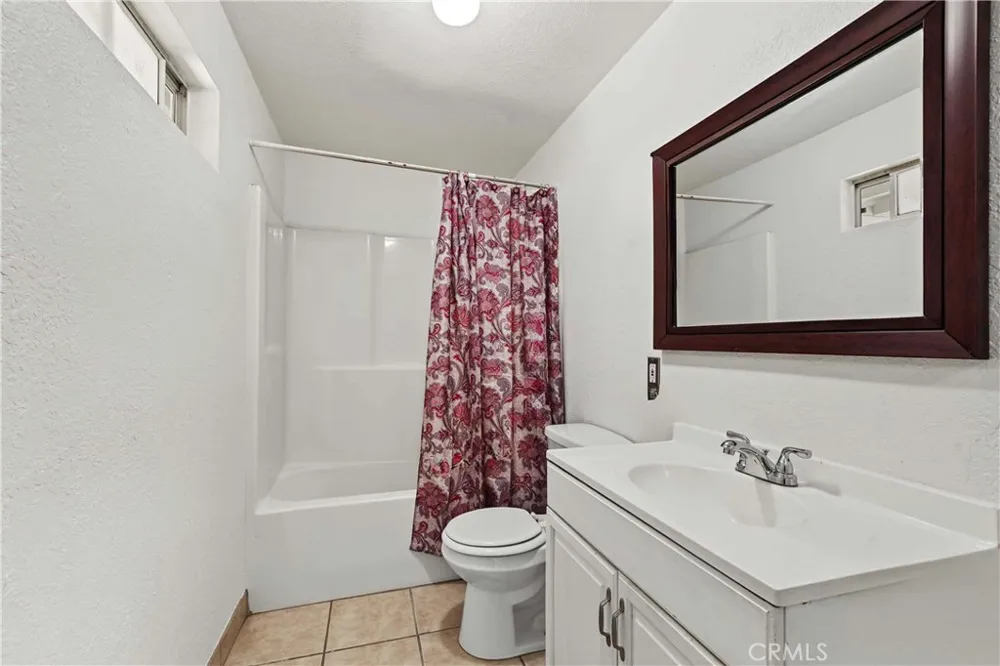 3608 Jean Bakersfield, CA 93306