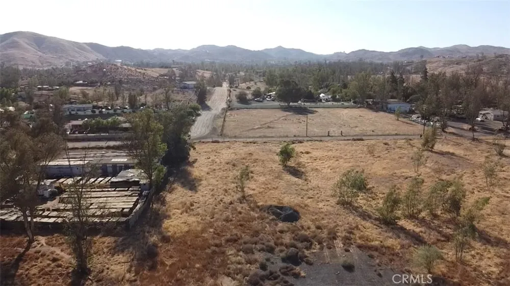 23615 Marshall Street Perris, CA 92570