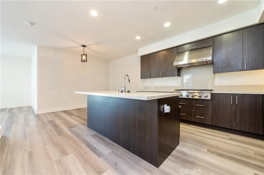 120 Rockefeller Irvine, CA 92612