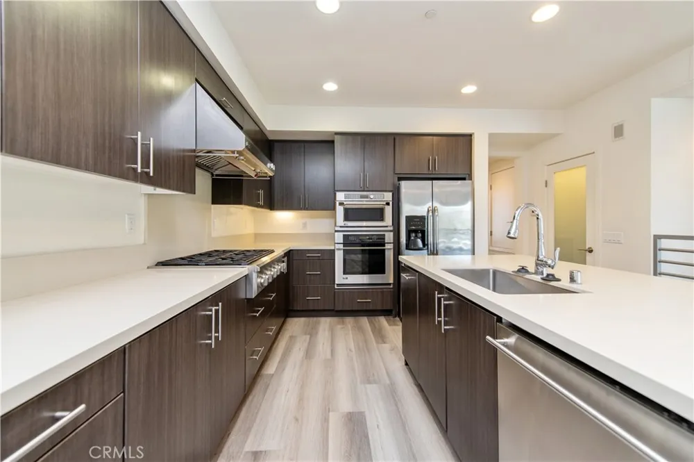 120 Rockefeller Irvine, CA 92612