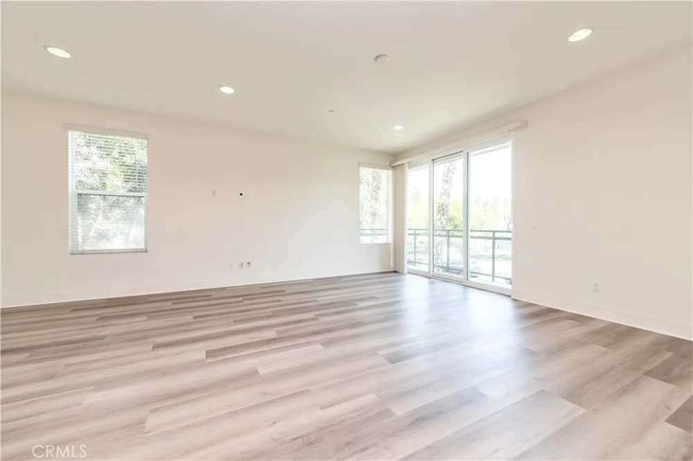 120 Rockefeller Irvine, CA 92612