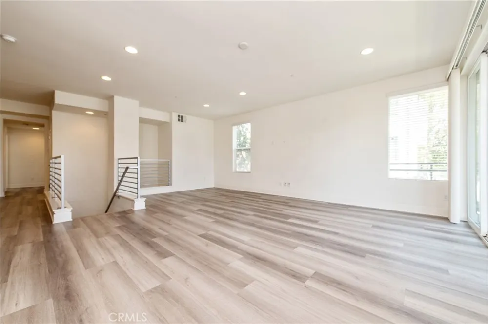 120 Rockefeller Irvine, CA 92612