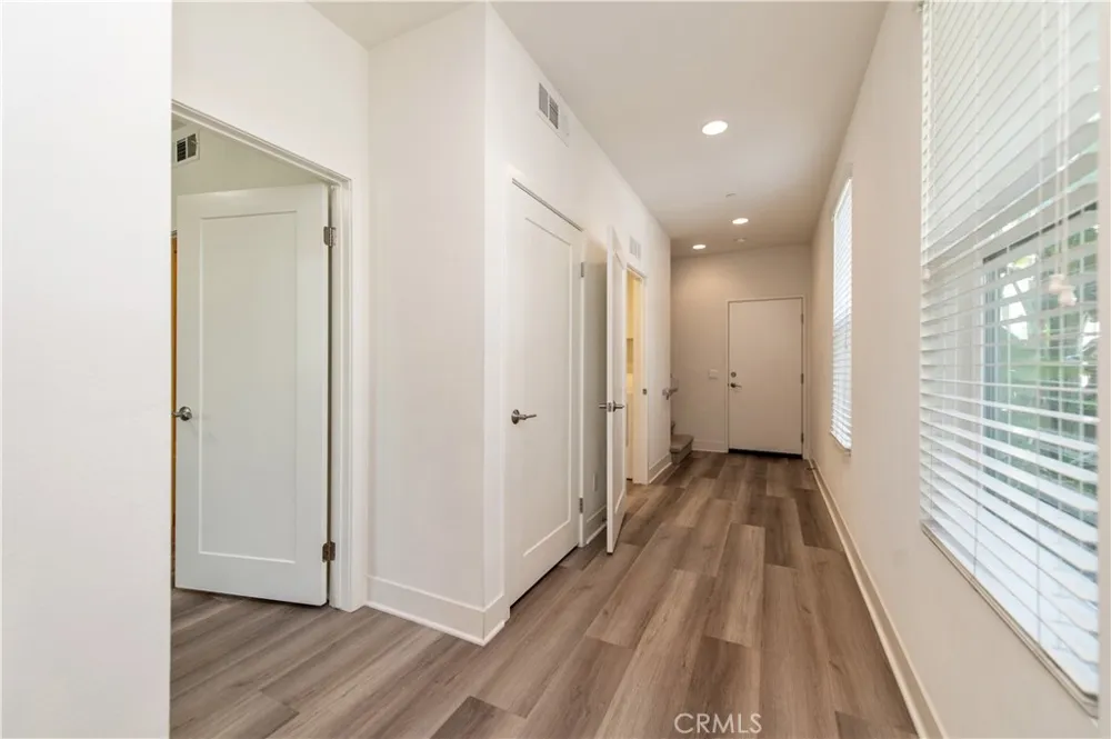 120 Rockefeller Irvine, CA 92612