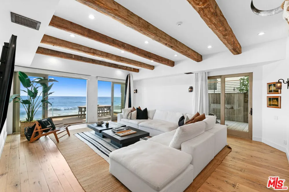24920 Malibu Road Malibu, CA 90265