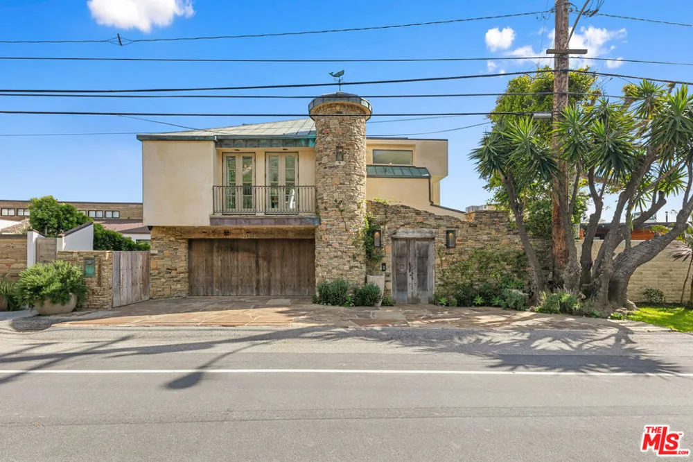 24920 Malibu Road Malibu, CA 90265