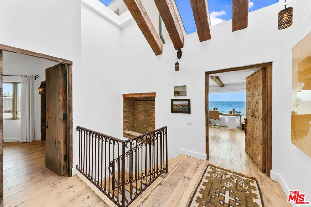 24920 Malibu Road Malibu, CA 90265