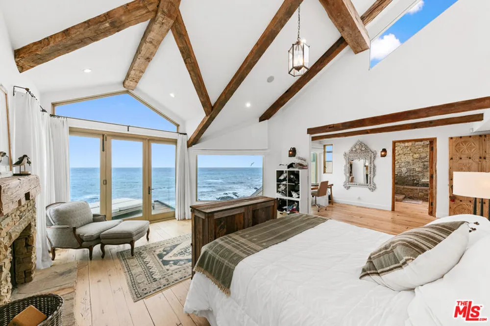 24920 Malibu Road Malibu, CA 90265