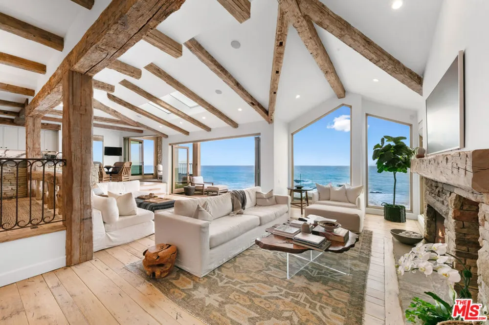24920 Malibu Road Malibu, CA 90265